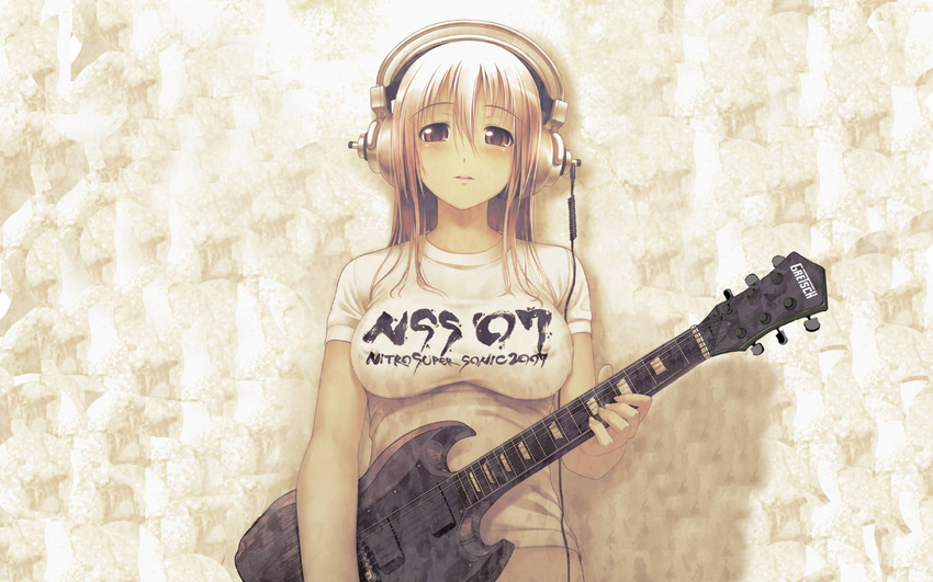 erect_nipples guitar headphones nitroplus oppai pink_hair red_eyes soniko super_soniko tsuji_santa