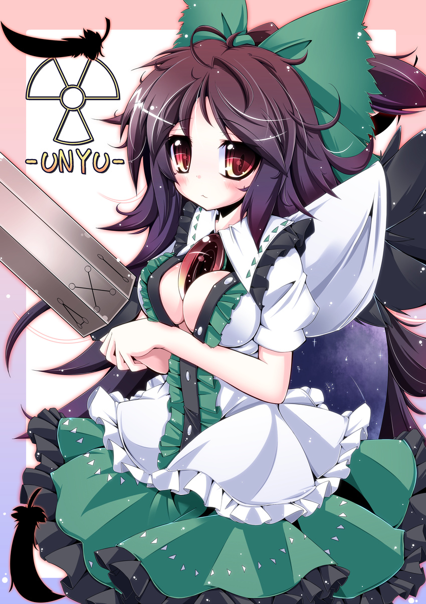 :3 absurdres arm_cannon black_wings bow breasts brown_hair cleavage feathers futase_hijiri green_bow hair_bow highres long_hair medium_breasts messy_hair radiation_symbol red_eyes reiuji_utsuho solo third_eye touhou unyu weapon wings