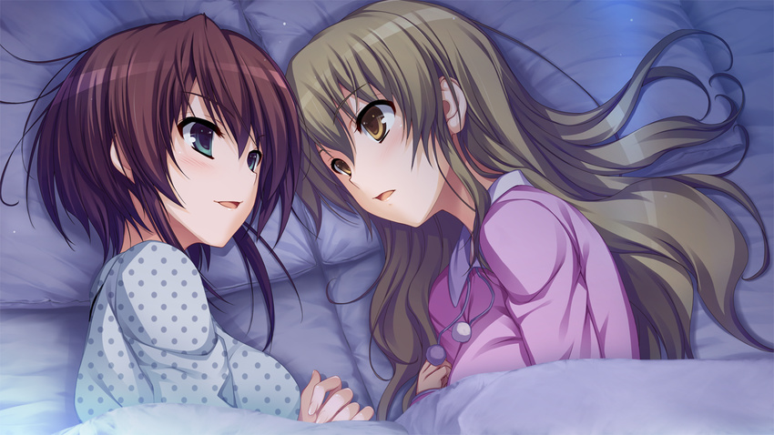 2girls bed game_cg koi_de_wa_naku pajamas tagme_(character) tomose_shunsaku