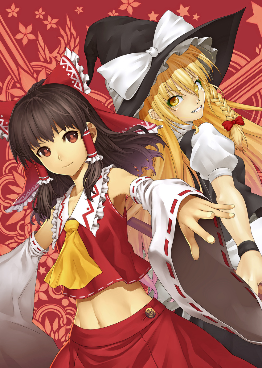 armpits ascot back-to-back blonde_hair bow braid brown_hair detached_sleeves grin hair_bow hakurei_reimu hat highres kirisame_marisa kunieda long_hair looking_at_viewer midriff multiple_girls navel outstretched_arms red_eyes side_braid smile spread_arms touhou wide_sleeves witch_hat yellow_eyes