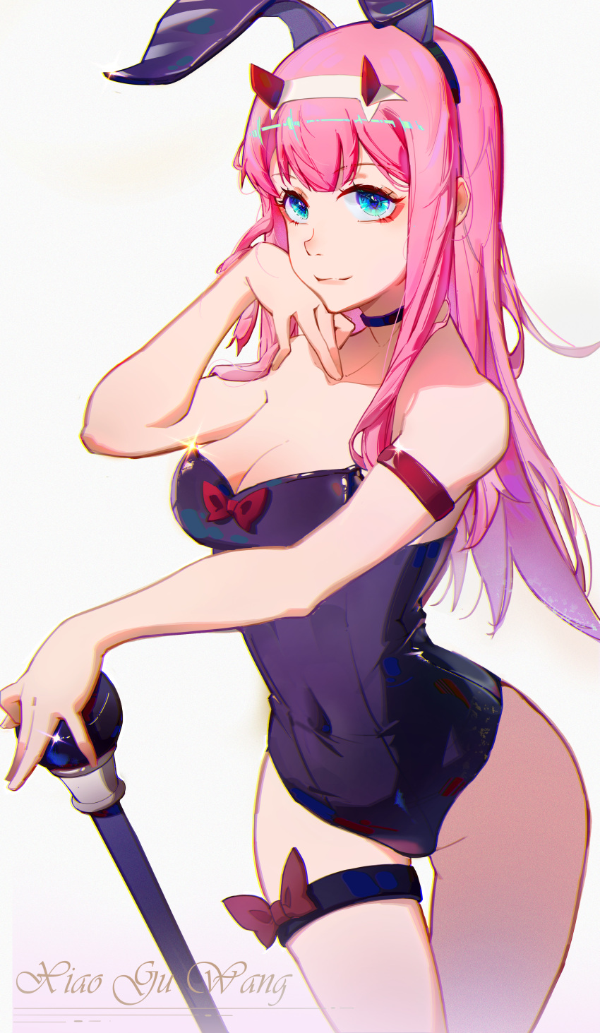1girl absurdres animal_ears bare_legs black_leotard blue_choker blue_eyes breasts choker cleavage closed_mouth collarbone covered_navel darling_in_the_franxx fake_animal_ears hairband hand_on_hilt highres leotard long_hair medium_breasts pink_hair playboy_bunny rabbit_ears smile solo staff strapless strapless_leotard thigh_gap thigh_strap very_long_hair white_hairband xiao_gu_wang zero_two_(darling_in_the_franxx)