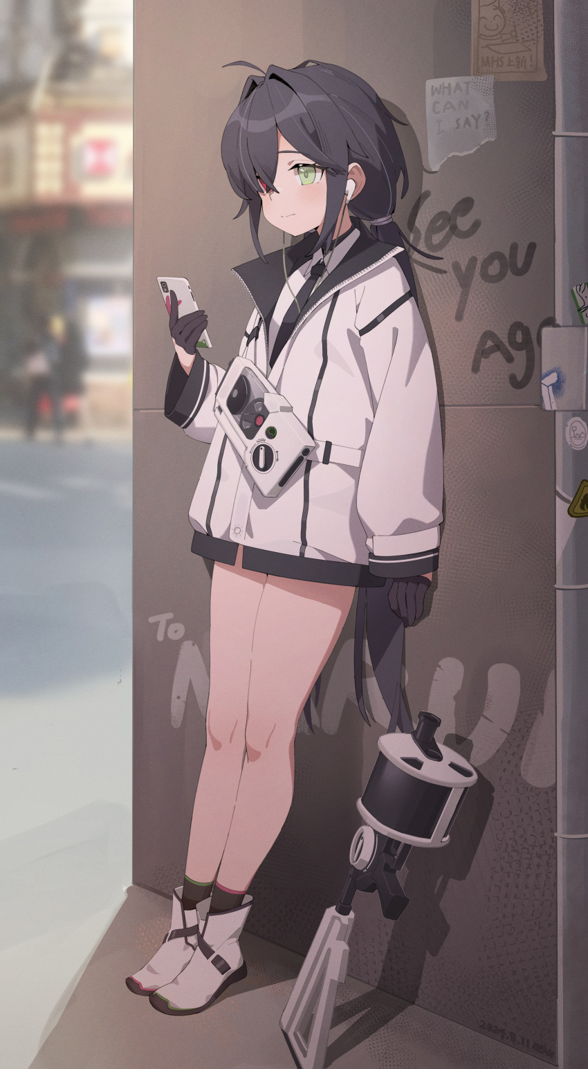 1girl absurdres against_wall ahoge bag black_gloves black_hair black_necktie blurry blurry_background blush closed_mouth collared_shirt earbuds earphones full_body gloves green_eyes grenade_launcher half_gloves heterochromia highres holding holding_phone jacket listening_to_music long_hair long_sleeves midsummerw necktie no_pants original partially_unzipped phone red_eyes shirt socks solo standing very_long_hair weapon white_footwear white_jacket white_shirt