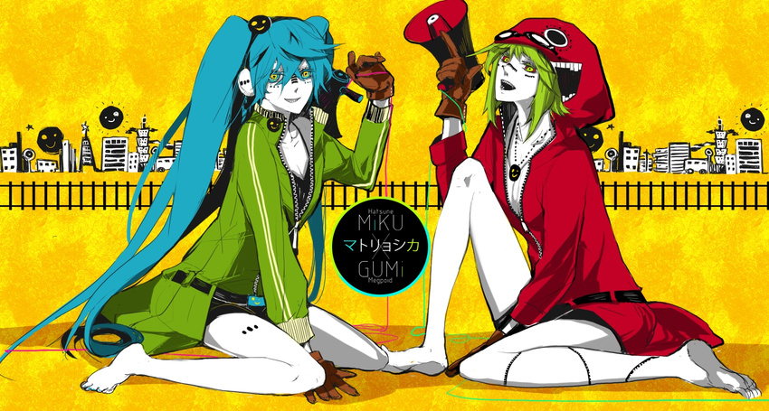 2girls blue_hair city green_hair gumi hatsune_miku long_hair matryoshka_(vocaloid) short_hair twintails vocaloid