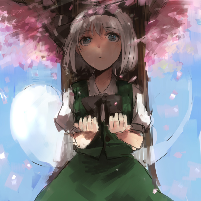 74_(teduka) blue_eyes cherry_blossoms ghost hair_ribbon highres konpaku_youmu konpaku_youmu_(ghost) petals ribbon shirt short_hair skirt skirt_set solo touhou traditional_media tree vest