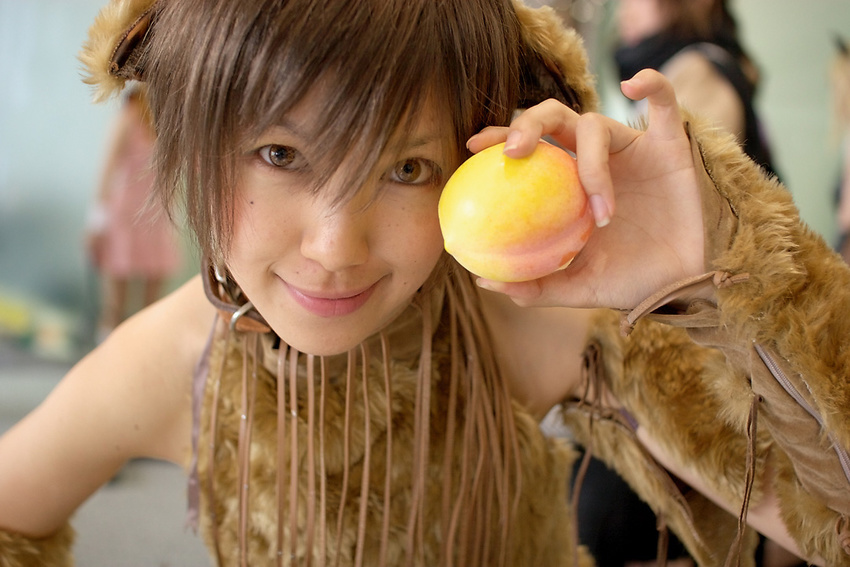 animal_ears choker cosplay dog_ears food fruit fur leather_fringe namako peach photo tm_revolution wild_rush