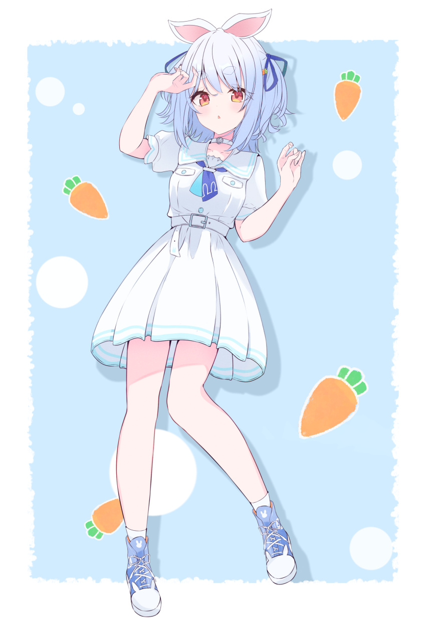 1girl absurdres animal_ears blue_hair blue_ribbon choker hair_ribbon highres hololive nishiki_yuno official_alternate_costume orange_eyes rabbit_ears rabbit_girl red_eyes ribbon shoes short_eyebrows sneakers solo two_side_up usada_pekora usada_pekora_(casual) virtual_youtuber white_choker white_footwear