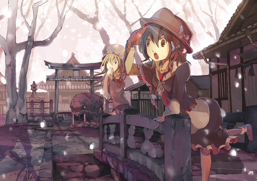 :o bad_id bad_pixiv_id black_hair blonde_hair bridge brown_eyes green_hair hat highres kyoto leaning_forward long_hair maribel_hearn multiple_girls necktie open_mouth real_world_location short_hair shrine snowing stone_lantern stone_torii tokoroten_(hmmuk) torii touhou usami_renko