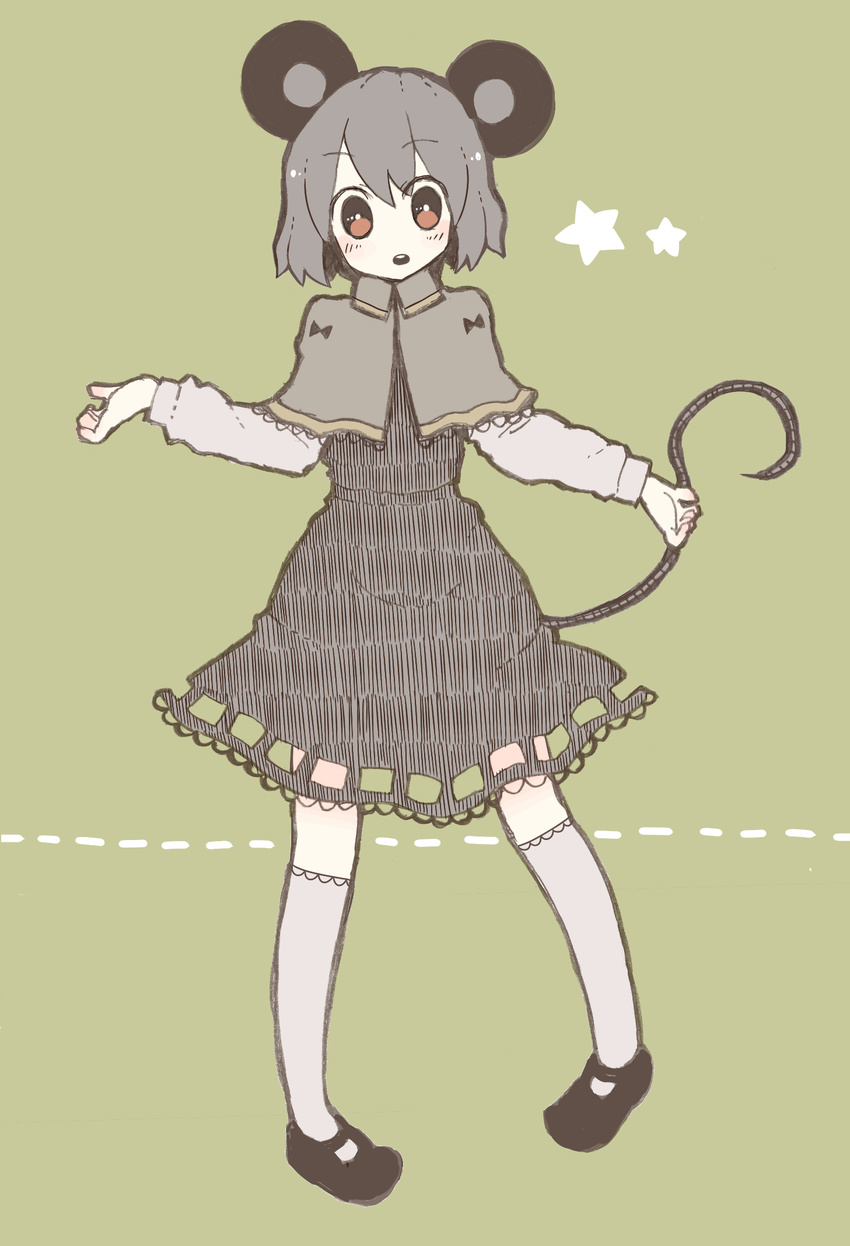 animal_ears bad_id bad_pixiv_id brown_eyes capelet dress green_background grey_hair highres mouse_ears mouse_tail nazrin sahara_mizuki solo star tail touhou