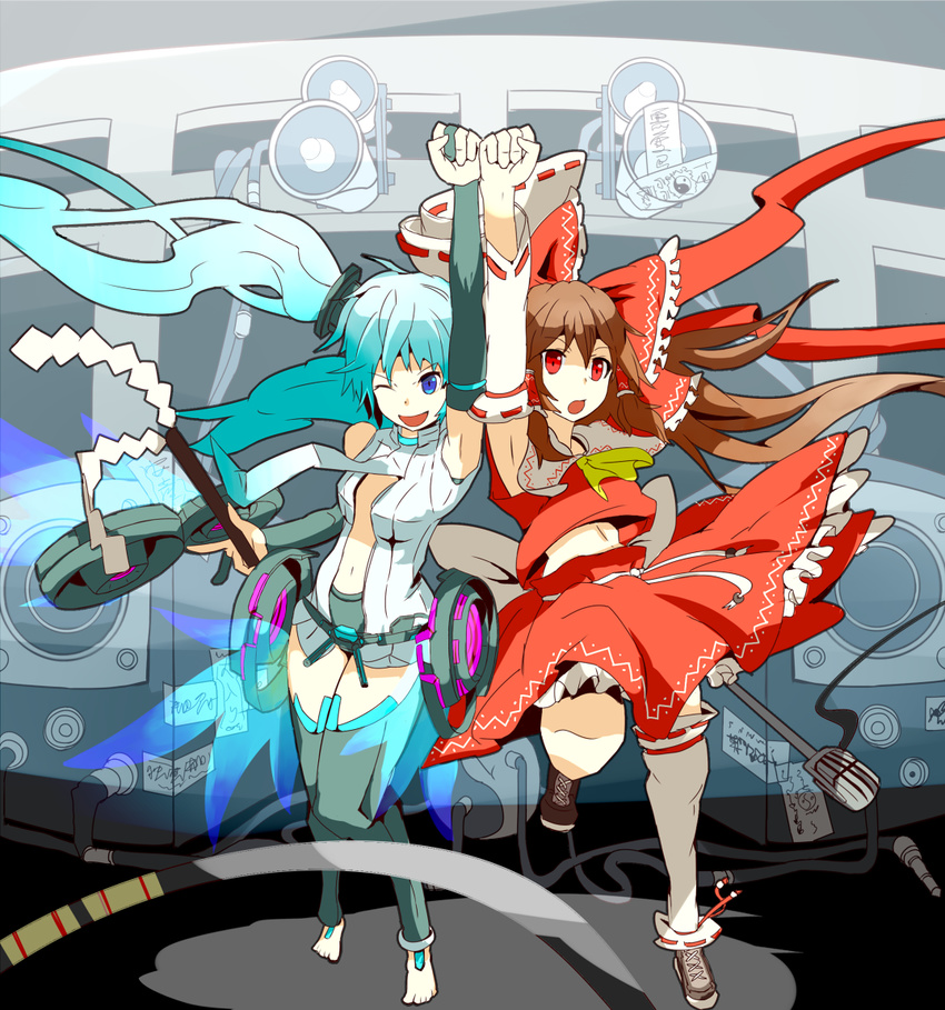 adnod armpits bad_id bad_pixiv_id crossover hakurei_reimu hatsune_miku hatsune_miku_(append) long_hair multiple_girls touhou very_long_hair vocaloid vocaloid_append