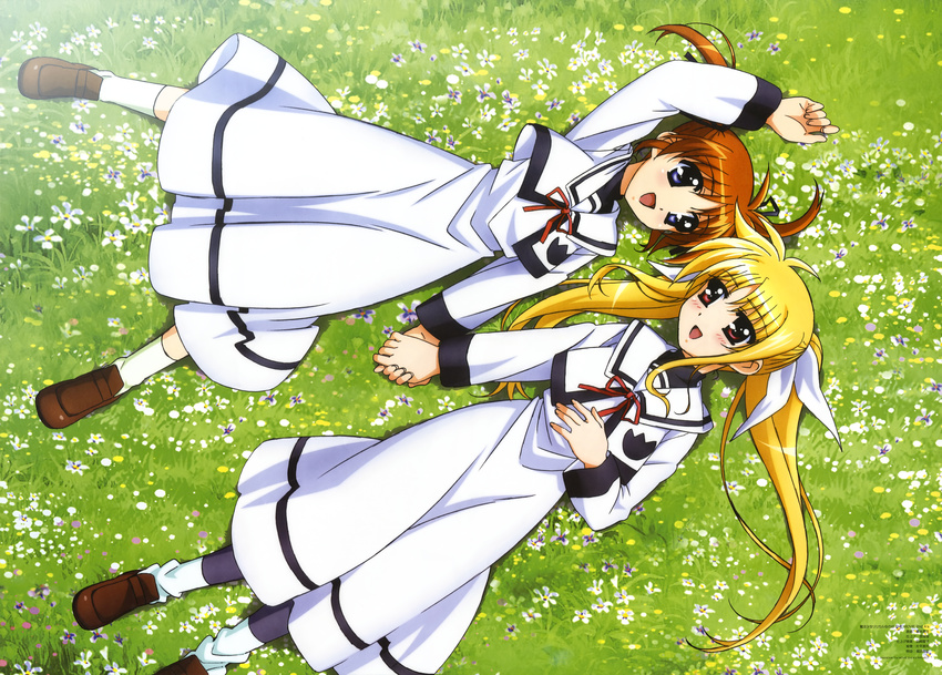 fate_testarossa hashimoto_takayoshi mahou_shoujo_lyrical_nanoha pantyhose seifuku takamachi_nanoha