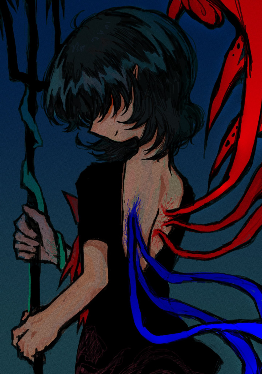 ahoge asymmetrical_wings back_cutout bare_back black_dress black_hair blue_background blue_wings bow clothing_cutout covered_eyes dade_ne dress from_behind gradient_background hair_over_eyes highres holding holding_trident holding_weapon houjuu_nue light_smile pointy_ears polearm red_bow red_wings short_sleeves touhou trident weapon wings