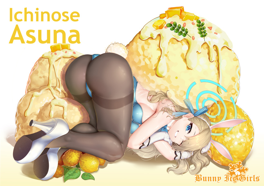 1girl absurdres animal_ear_hairband animal_ears arm_up ass asuna_(blue_archive) asuna_(bunny)_(blue_archive) asymmetrical_bangs black_pantyhose blonde_hair blue_archive blue_eyes blue_halo blue_leotard breasts character_name fake_animal_ears fake_tail food fruit full_body gloves grin hairband halo high_heels highres ice_cream lemon leotard long_hair looking_at_viewer official_alternate_costume one_eye_closed pantyhose playboy_bunny rabbit_ears rabbit_tail sideboob smile solo tail thighband_pantyhose white_background white_footwear white_gloves white_hairband xg_epee