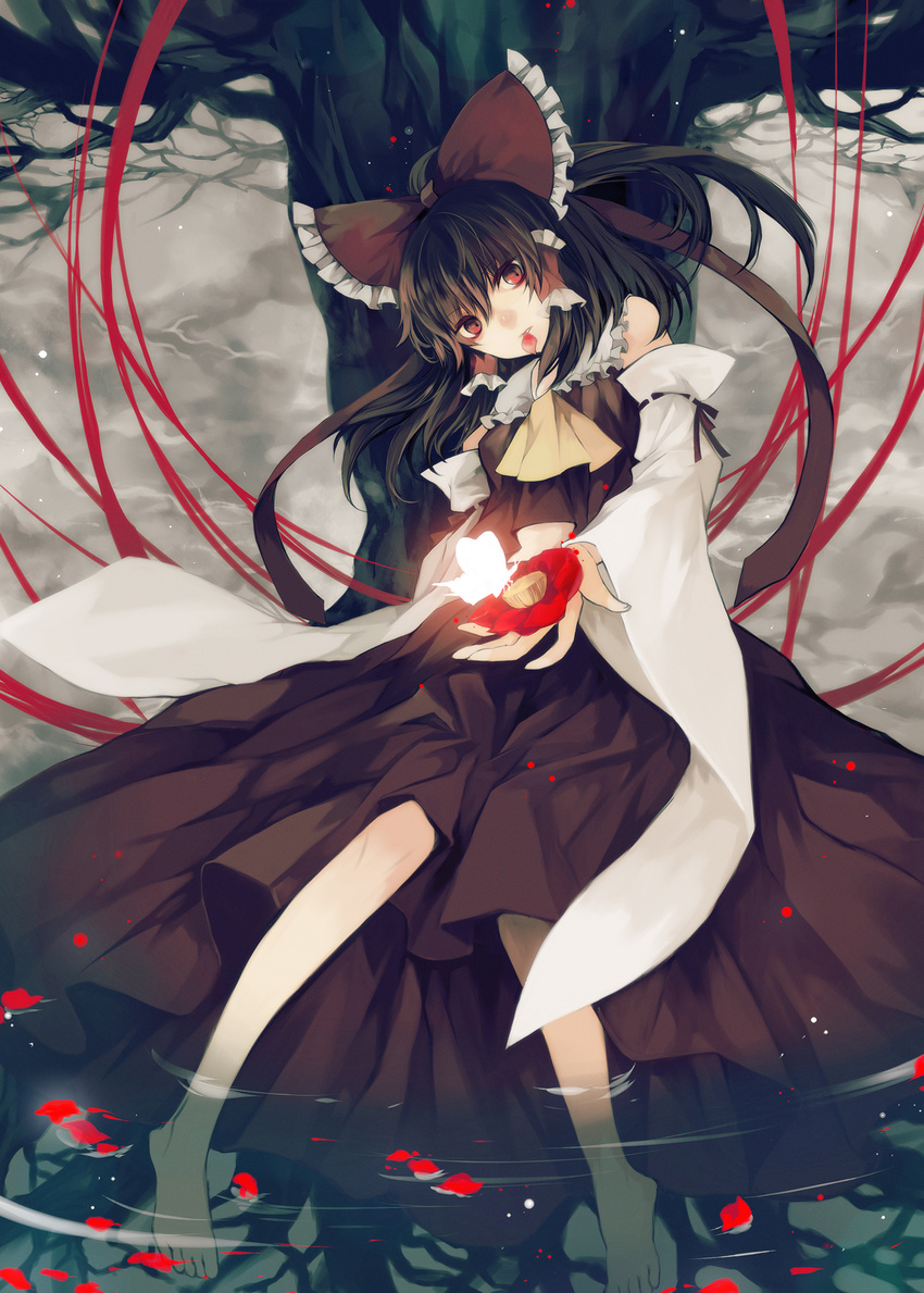 ascot barefoot bow brown_eyes brown_hair bug butterfly detached_sleeves flower fog hair_bow hair_tubes hakurei_reimu highres hina_(pico) insect long_sleeves midriff mouth_hold outstretched_hand petals ribbon shirt sitting skirt skirt_set soaking_feet solo touhou tree water