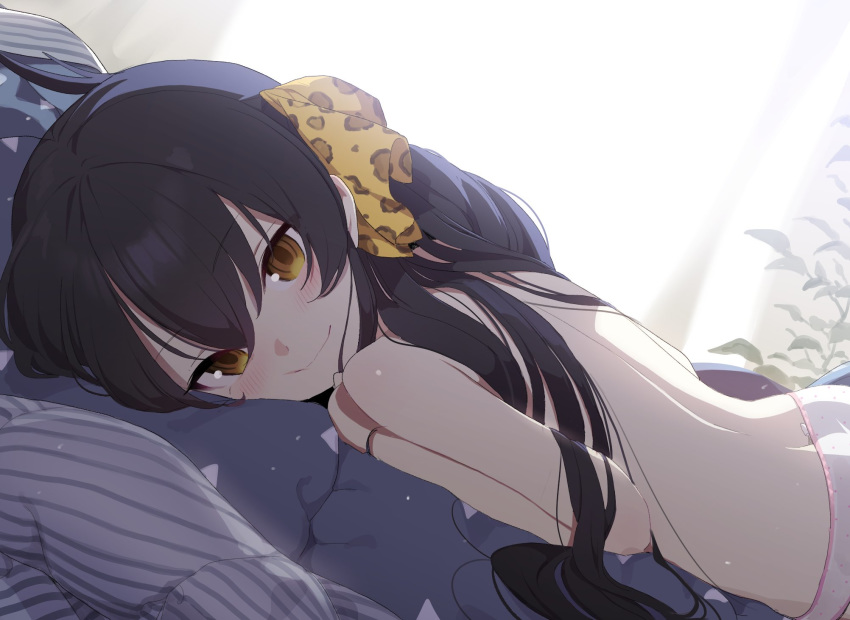 1girl animal_print bangs bare_back bed black_hair blanket blush closed_mouth doremi eyebrows_visible_through_hair hair_between_eyes hair_ribbon highres idolmaster idolmaster_cinderella_girls indoors leopard_print long_hair looking_at_viewer lying matoba_risa no_bra on_bed on_stomach panties polka_dot polka_dot_panties print_ribbon ribbon smile solo topless tsurime underwear yellow_eyes