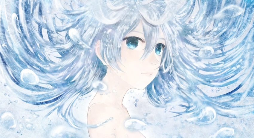 blue blue_eyes blue_hair bubble expressionless face floating_hair hair_between_eyes nude original sakimori_(hououbds) solo underwater