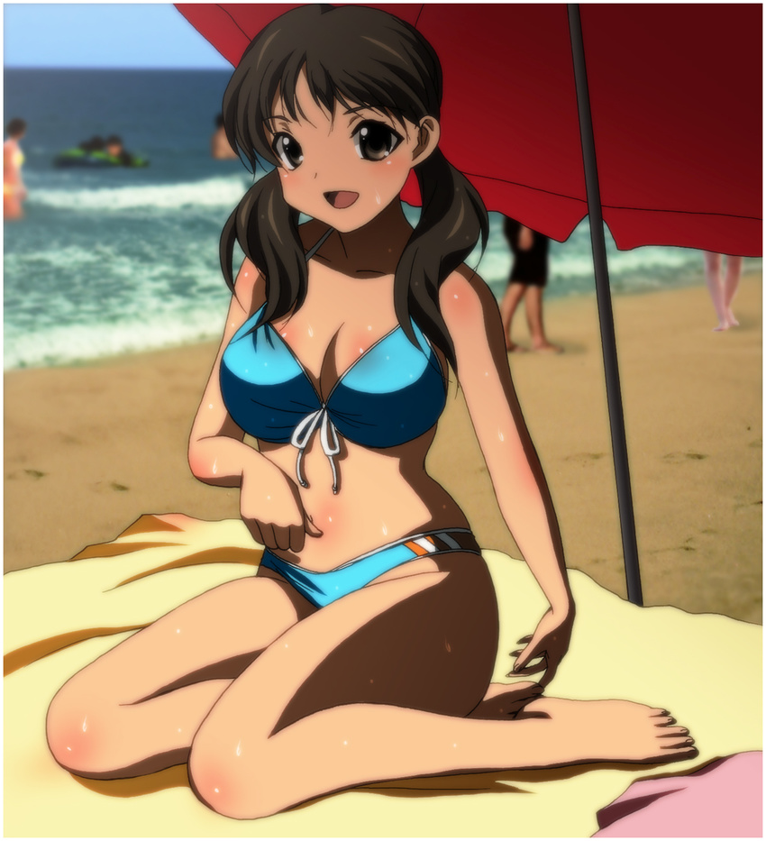 beach bikini breasts brown_hair feet highres large_breasts original parasol sweat swimsuit toes umbrella water yadokari_genpachirou