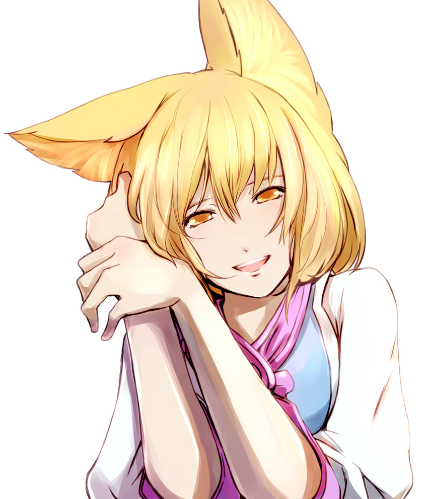 animal_ears blonde_hair blush dearmybrothers fox_ears highres looking_at_viewer no_hat no_headwear open_mouth short_hair simple_background smile solo touhou upper_body white_background yakumo_ran yellow_eyes