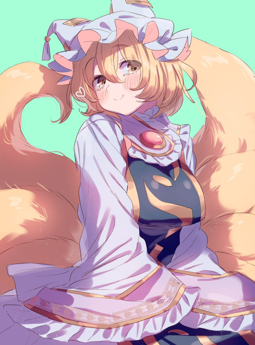 1girl animal_ears animal_hat blonde_hair blush breasts closed_mouth dress fluffy fox_ears fox_tail green_background hair_between_eyes hat heart highres kitsune large_breasts long_sleeves looking_to_the_side masanaga_(tsukasa) mob_cap multiple_tails short_hair simple_background sleeves_past_fingers sleeves_past_wrists smile solo tabard tail touhou upper_body white_dress white_headwear wide_sleeves yakumo_ran yellow_eyes