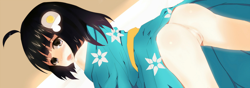 ahoge araragi_tsukihi ass bad_id bad_pixiv_id black_eyes black_hair blush bottomless clare_(543) fried_egg from_behind hair_ornament highres japanese_clothes kimono looking_back monogatari_(series) nisemonogatari open_mouth pussy short_hair smile solo