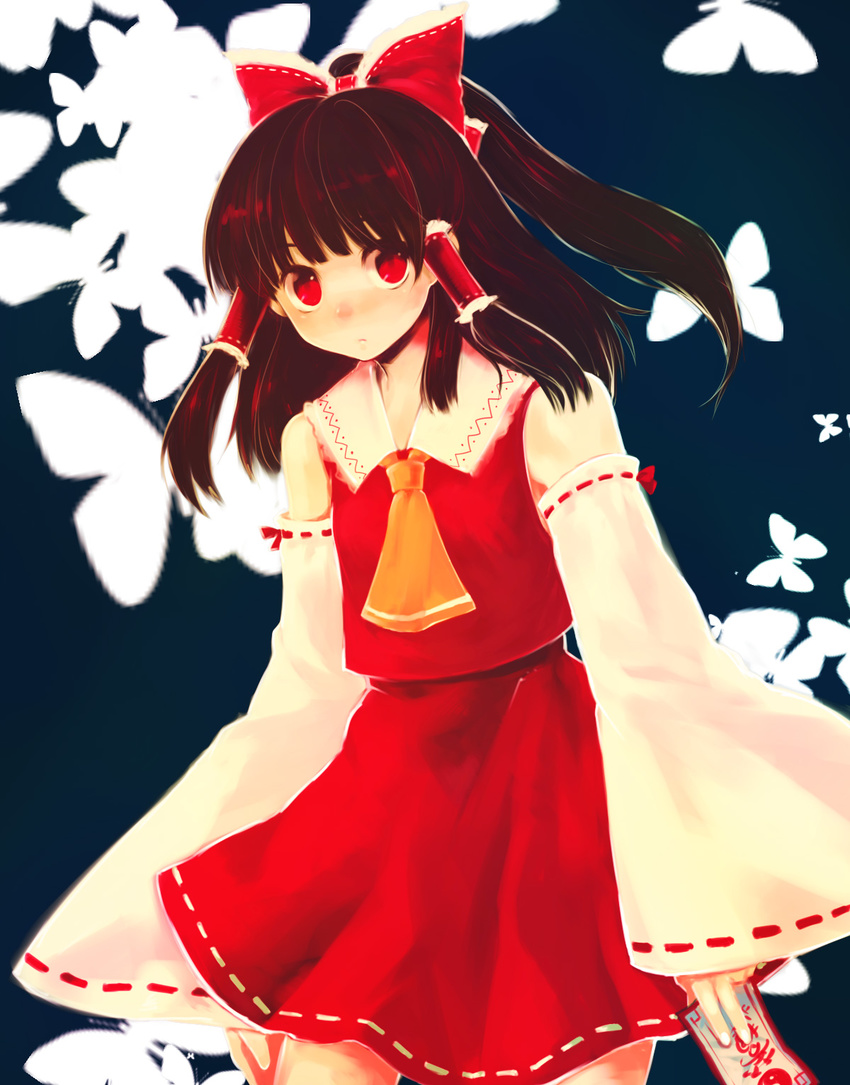 bad_id bad_pixiv_id bangs hakurei_reimu highres red_eyes solo touhou usaki_(ama)