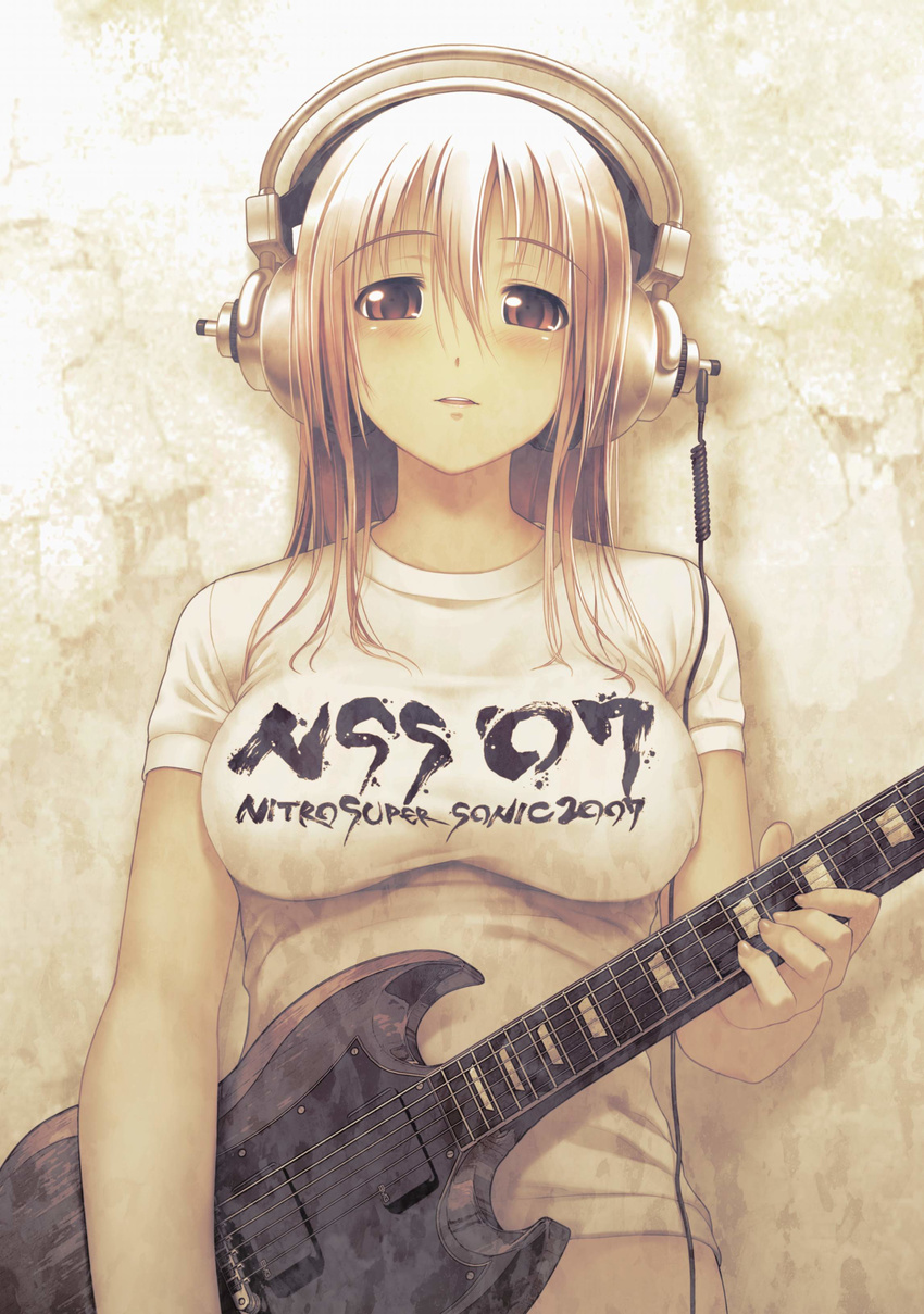 2007 absurdres arm_at_side bangs bare_arms blush breasts cable character_name clothes_writing electric_guitar gibson guitar headphones highres holding holding_instrument impossible_clothes impossible_shirt instrument large_breasts long_hair looking_at_viewer nitroplus official_art parted_lips pink_hair red_eyes shirt short_sleeves solo super_sonico t-shirt tsuji_santa upper_body white_shirt