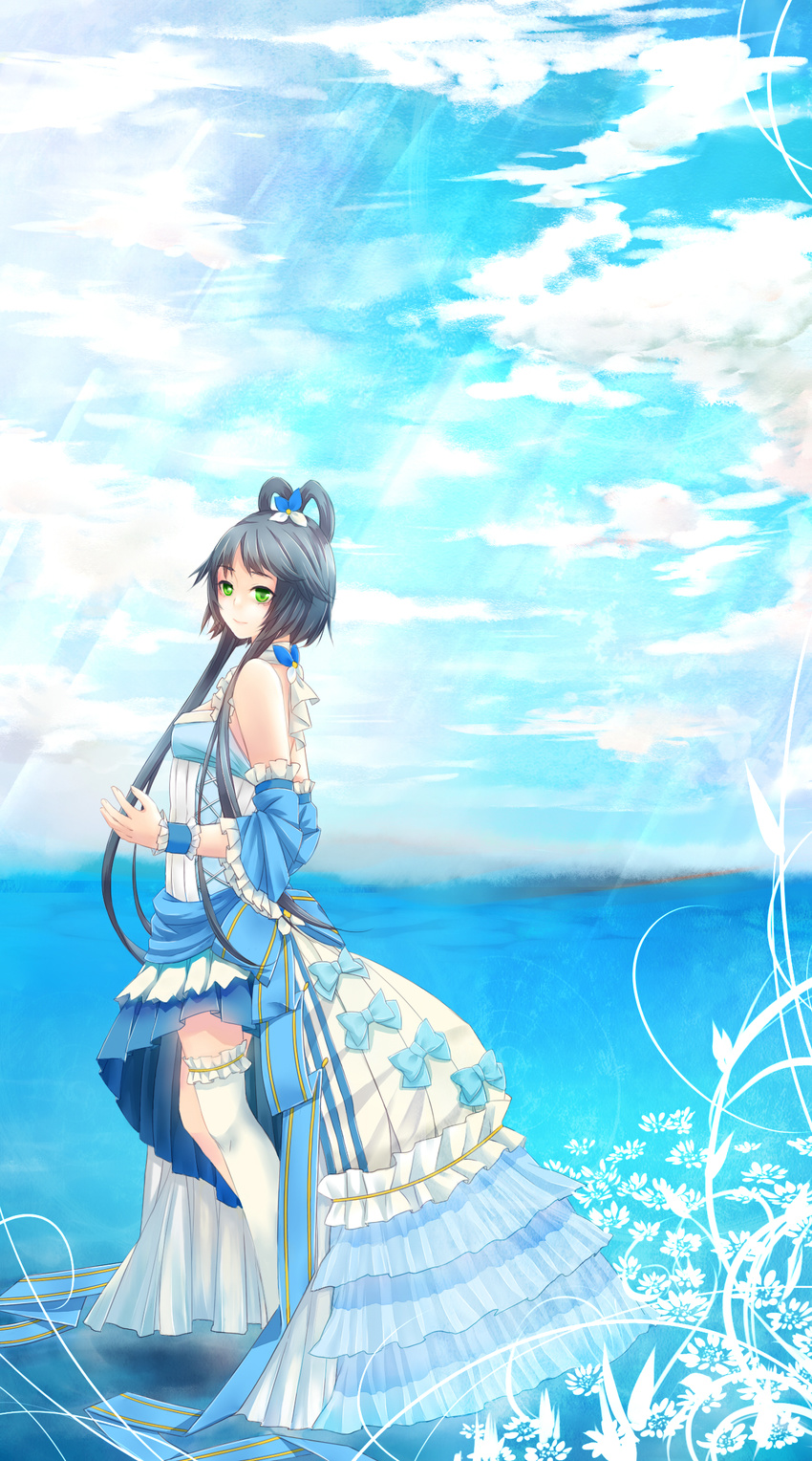 cloud dress green_eyes highres luo_tianyi sarie_(zyy842434511) short_hair_with_long_locks solo sunlight vocaloid vocanese