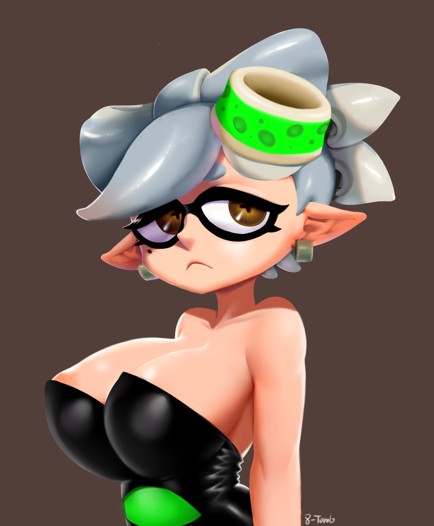 +_+ 1girl 8-tomb artist_name bare_shoulders black_dress breasts brown_background closed_mouth dress earrings food food_on_head hair_ornament highres hotaru_(splatoon) jewelry large_breasts looking_to_the_side mole mole_under_eye nintendo object_on_head pointy_ears short_hair signature silver_hair simple_background splatoon splatoon_(series) strapless strapless_dress tentacle_hair