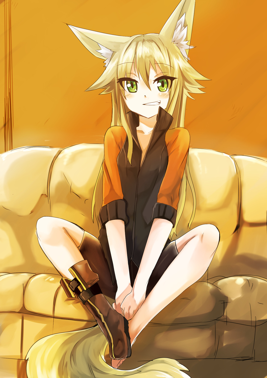 animal_ears barefoot flat_chest fox_ears fox_tail grin haik highres indoors kokonoe_tsubaki long_hair original shoes single_shoe sitting smile solo tail