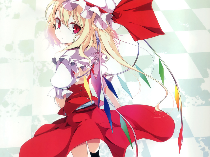 blonde_hair flandre_scarlet red_eyes touhou usotsukiya vampire wings