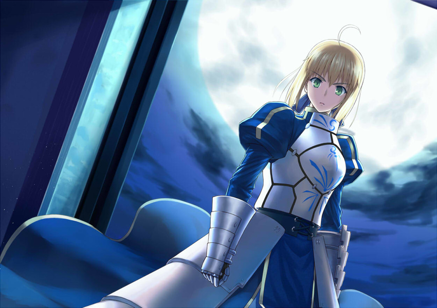 ahoge armor armored_dress artoria_pendragon_(all) blonde_hair dress dutch_angle excalibur fate/stay_night fate_(series) full_moon gauntlets green_eyes hair_ribbon juliet_sleeves kotera_ryou long_sleeves moon puffy_sleeves ribbon saber solo