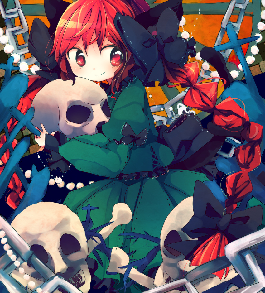 animal_ears bow braid cat_ears cat_tail chain dress green_dress hair_bow highres hug juliet_sleeves kaenbyou_rin long_hair long_sleeves nanahamu puffy_sleeves red_eyes red_hair skull smile solo tail touhou twin_braids very_long_hair