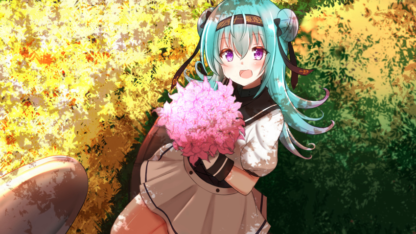 1girl :d anchor_symbol bangs black_bow blue_hair blush bouquet bow brown_hairband brown_sailor_collar clothes_writing commentary_request copyright_request double_bun eyebrows_visible_through_hair flower hair_between_eyes hair_bow hairband head_tilt highres holding holding_bouquet long_hair looking_at_viewer open_mouth pink_flower puffy_short_sleeves puffy_sleeves purple_eyes sailor_collar school_uniform serafuku shibakame shirt short_sleeves side_bun skirt smile solo very_long_hair white_shirt white_skirt yellow_flower