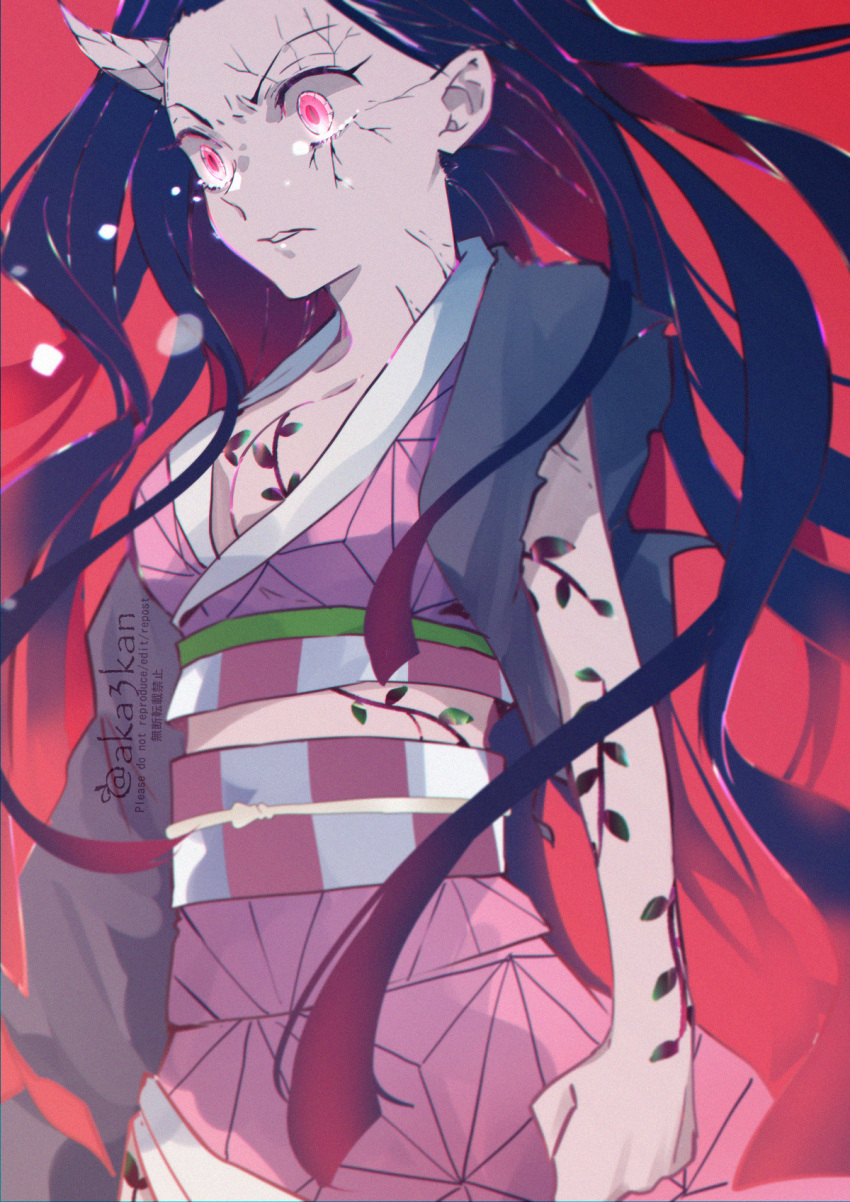 1girl aka_mikan black_hair breasts cleavage floating_hair gradient_hair highres horns japanese_clothes kamado_nezuko kimetsu_no_yaiba kimono long_hair medium_breasts multicolored_hair obi open_clothes open_kimono parted_lips pink_eyes pink_kimono red_background red_hair sash single_horn solo standing twitter_username very_long_hair watermark