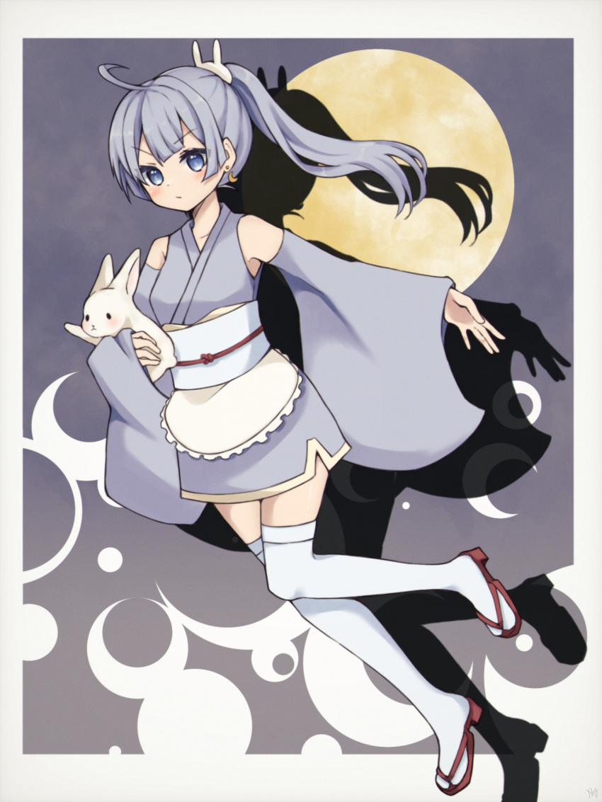 1girl ahoge animal blush crescent crescent_earrings detached_sleeves drop_shadow earrings full_body full_moon geta grey_eyes grey_hair hair_ornament highres holding holding_animal japanese_clothes jewelry kimono long_hair long_sleeves looking_at_viewer moon obi original outstretched_arm ponytail rabbit rabbit_hair_ornament rageno0000 sash short_kimono sleeveless sleeveless_kimono solo tabi thighhighs v-shaped_eyebrows wide_sleeves