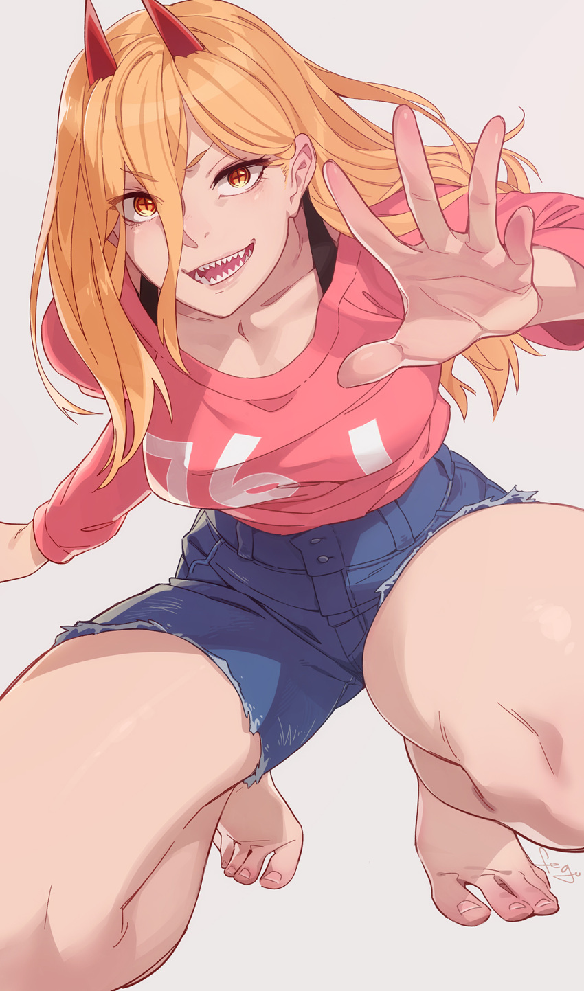 1girl artist_name barefoot blue_shorts breasts chainsaw_man collarbone commentary demon_horns english_commentary eyelashes feet feguimel grey_background hair_between_eyes highres horns long_hair looking_at_viewer open_mouth orange_hair pink_shirt power_(chainsaw_man) red_horns sharp_teeth shirt short_shorts shorts signature simple_background small_breasts solo squatting symbol-shaped_pupils teeth thighs tiptoes toenails toes v-shaped_eyebrows