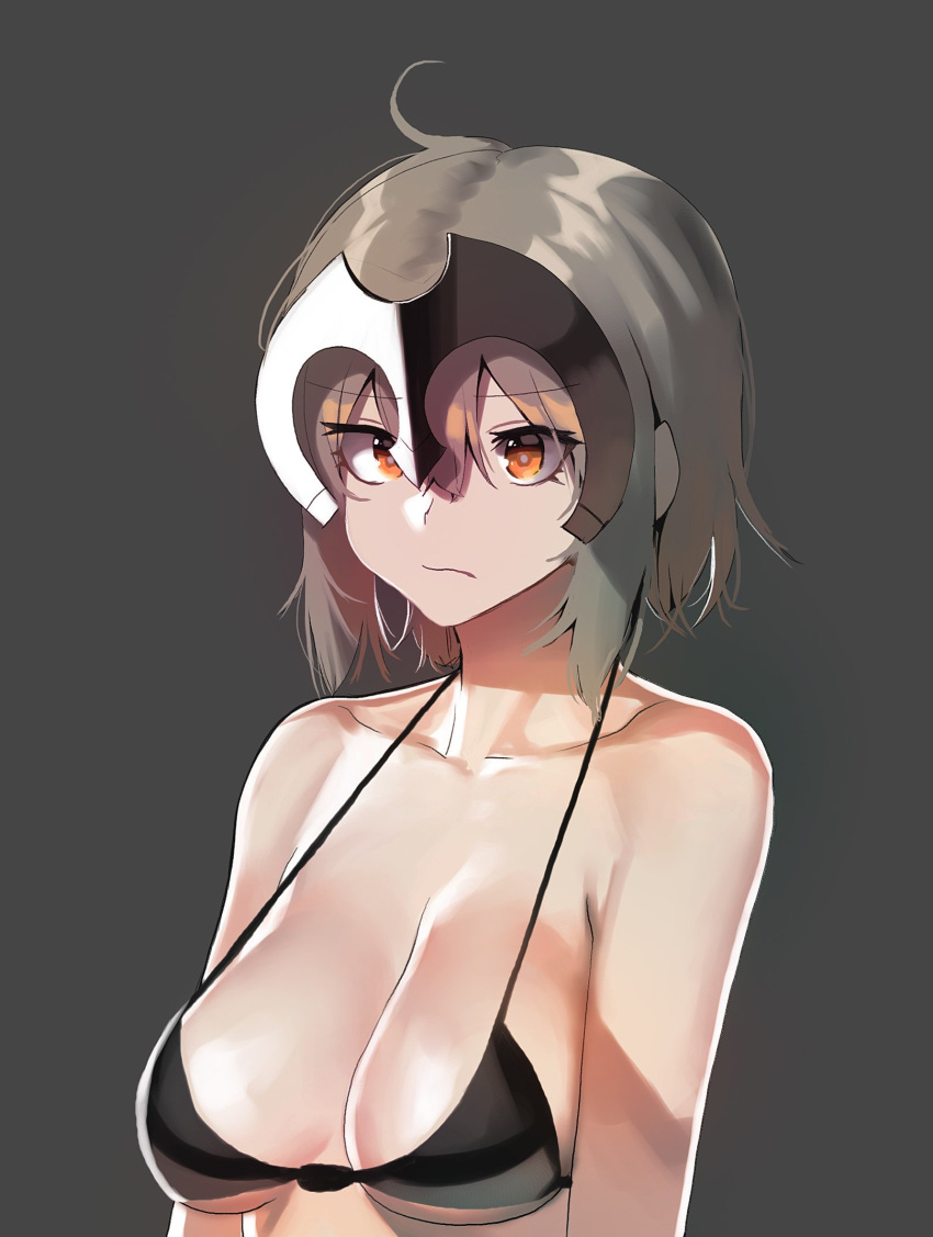 1girl bangs bare_shoulders black_bikini_top breasts cleavage commentary_request eyebrows_visible_through_hair face fate/grand_order fate_(series) headpiece highres ihobus jeanne_d'arc_(alter)_(fate) jeanne_d'arc_(fate)_(all) jeanne_d'arc_(alter)_(fate) jeanne_d'arc_(fate)_(all) large_breasts short_hair silver_hair yellow_eyes