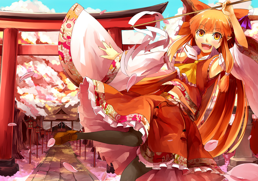 :d arm_up ascot black_legwear blonde_hair blue_sky blush bow cherry_blossoms cosplay day detached_sleeves fang floral_print gohei hair_bow hakurei_reimu hakurei_reimu_(cosplay) hakurei_shrine highres horn_ribbon horns ibuki_suika lantern loafers long_hair long_sleeves looking_at_viewer midriff navel nishiuri open_mouth orange_eyes pantyhose petals pointy_ears ribbon shirt shoes skirt skirt_set sky smile solo torii touhou tree very_long_hair wide_sleeves wooden_lantern