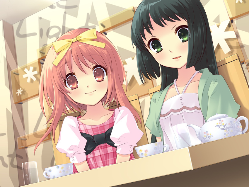 akihime_sumomo black_hair green_eyes highres itou_noiji long_hair multiple_girls nanatsuiro_drops orange_eyes pink_hair short_hair smile yaeno_nadeshiko