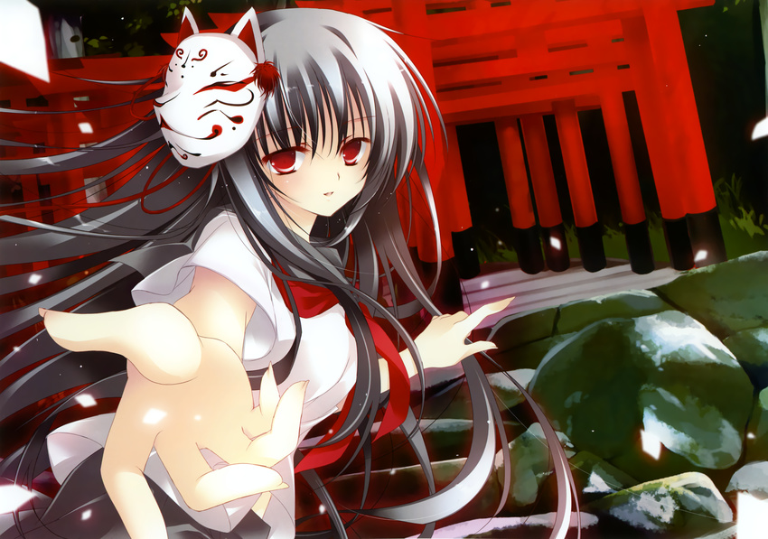 1girl absurdres highres japanese_clothes long_hair mask miko natsuki_coco red_eyes