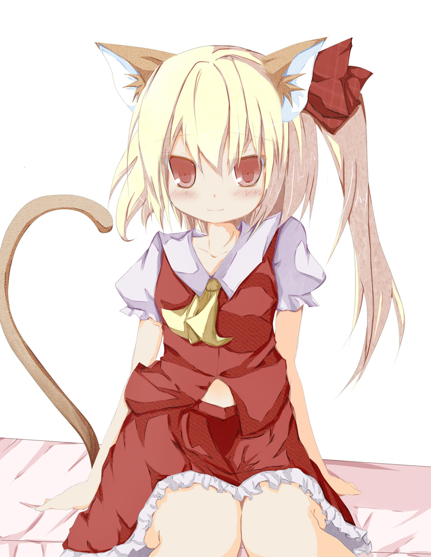 animal_ears ascot bad_id bad_pixiv_id blonde_hair blush cat_ears cat_tail flandre_scarlet hair_ribbon highres kemonomimi_mode long_hair mo-a-i no_hat no_headwear red_eyes ribbon side_ponytail simple_background sitting skirt skirt_set smile solo tail touhou white_background wings