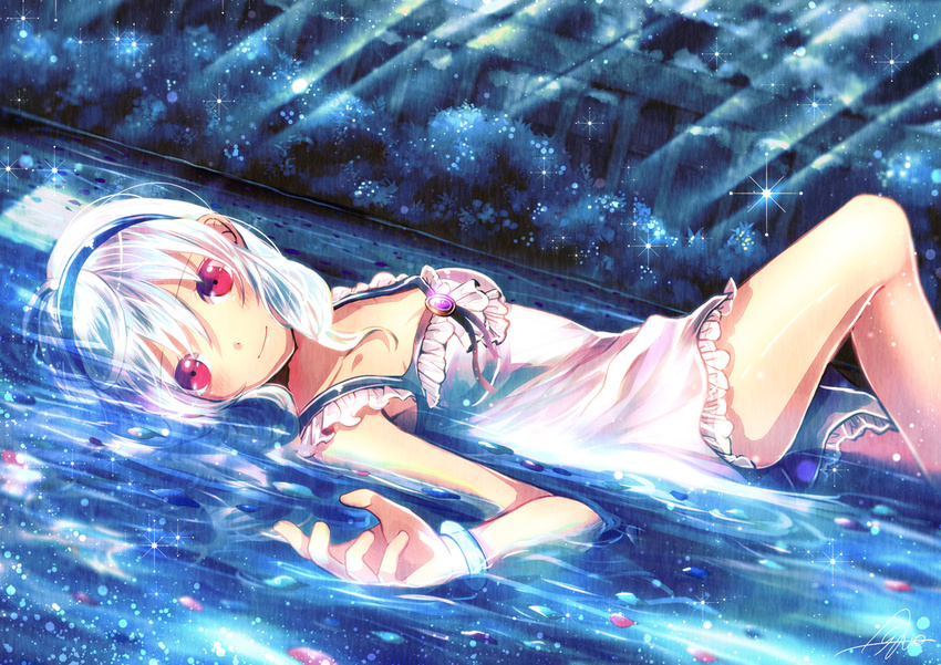 bad_id bad_pixiv_id bracelet caustics dress dutch_angle hairband jewelry leg_up light_beam looking_at_viewer lying on_back original partially_submerged red_eyes sazanami_shione short_hair signature smile solo sparkle water white_hair