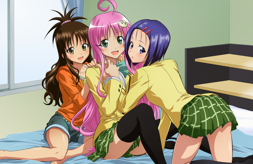 3girls ahoge blue_hair brown_hair green_eyes highres lala_satalin_deviluke multiple_girls pink_hair purple_eyes sairenji_haruna to_love-ru toloveru yellow_eyes yuri yuuki_mikan