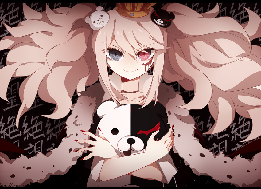 bad_id bad_pixiv_id blood cape crown danganronpa danganronpa_1 doll_hug enoshima_junko grin hair_ornament heterochromia injury long_hair monokuma pink_hair shouen_kigashi sleeves_rolled_up smile spoilers