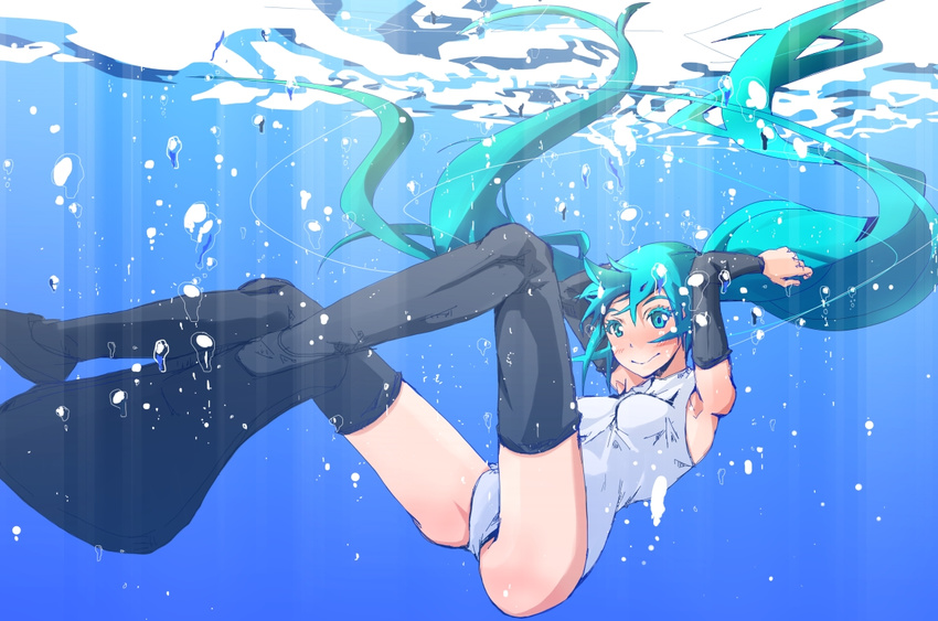 hatsune_miku swimsuit ueda_sanagi underwater vocaloid