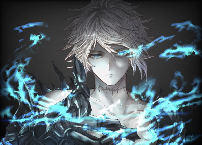 1boy armor black_armor black_background black_gloves blue_eyes blue_fire closed_mouth collarbone expressionless fire gloves glowing glowing_eye granblue_fantasy looking_at_viewer lucilius_(granblue_fantasy) male_focus messy_hair muramitsu_(d3jgv) pale_skin scar scar_on_neck solo straight-on upper_body white_hair
