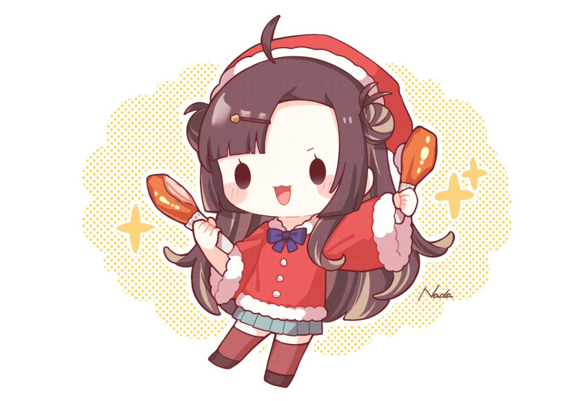 1girl :3 black_hair blush brown_hair chibi chicken_(food) christmas double_bun food full_body fur_trim hair_bun hair_ornament hairclip hat highres holding holding_food kantai_collection long_hair long_sleeves makinami_(kancolle) multicolored_hair nada_namie official_alternate_costume open_mouth pleated_skirt santa_hat signature simple_background skirt solo sparkle thighhighs