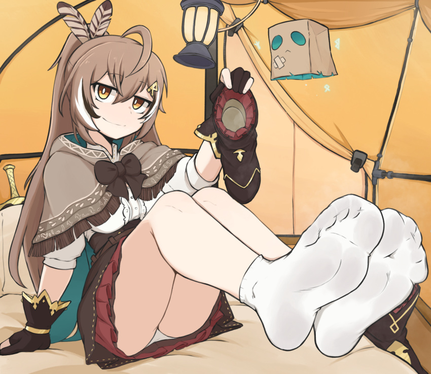 1girl ahoge arm_support bed_sheet black_gloves black_hair boots bow bowtie bright_pupils brown_bow brown_bowtie brown_eyes brown_hair closed_mouth double-parted_bangs feather_hair_ornament feathers feet foot_focus foreshortening frills full_body gloves gold_trim hair_between_eyes hair_ornament highres holding holding_boots holding_clothes holding_footwear hololive hood hood_down indoors knees_up legs legs_together long_hair looking_at_viewer miniskirt multicolored_hair nanashi_mumei no_shoes on_bed panties partially_fingerless_gloves ponytail sitting skirt smile socks softhanten soles streaked_hair tent toes underwear unworn_boots variant_set very_long_hair virtual_youtuber white_hair white_panties white_pupils white_socks