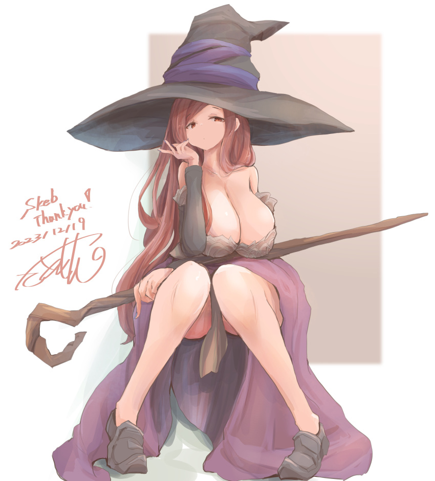 1girl absurdres arm_up bare_shoulders black_footwear bored breasts brown_eyes brown_hair cleavage commission curvy dated detached_sleeves dragon's_crown dress fingerless_gloves full_body gloves hat highres holding holding_staff huge_breasts long_hair looking_at_viewer off-shoulder_dress off_shoulder pelvic_curtain saamon_(salmonkomaku) signature simple_background sitting skeb_commission solo sorceress_(dragon's_crown) staff upskirt wide_hips witch_hat