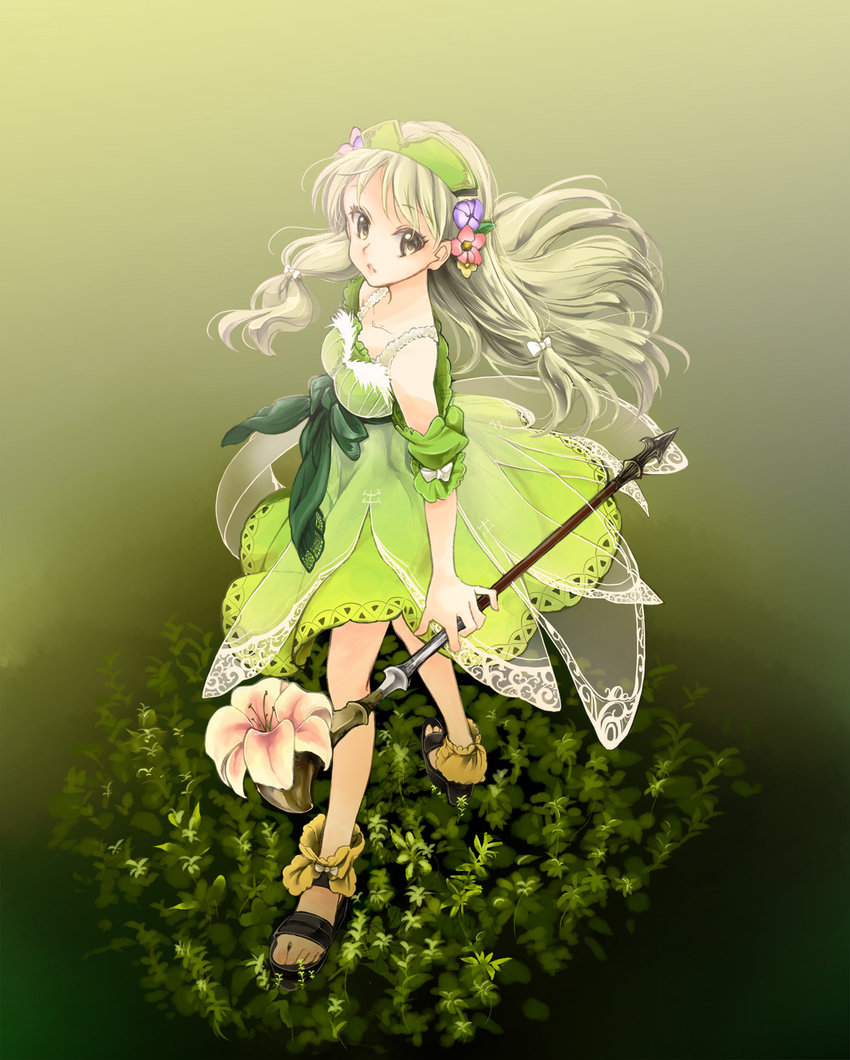 atelier_(series) atelier_ayesha ayesha_altugle bare_legs blonde_hair bow dress flower full_body grass green green_background green_dress green_skirt hair_flower hair_ornament hairband highres long_hair ribbon saku2koko shoes skirt solo wand yellow_eyes