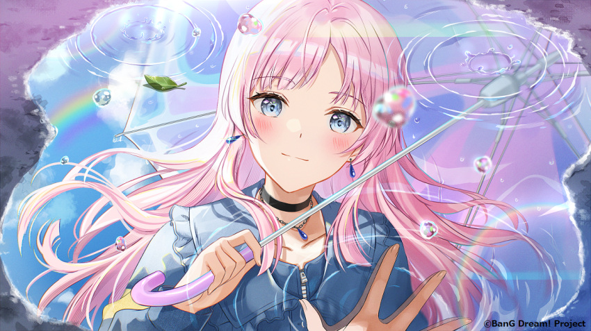 1girl bang_dream! bang_dream!_it's_mygo!!!!! black_choker blue_jacket blush chihaya_anon choker closed_mouth collarbone commentary_request diffraction_spikes earrings floating_hair grey_eyes guest_art holding holding_umbrella jacket jewelry leaf long_hair looking_at_viewer necklace niwata0 official_art pink_hair pov puddle reflection reflective_water second-party_source solo transparent transparent_umbrella umbrella upper_body zipper zipper_pull_tab